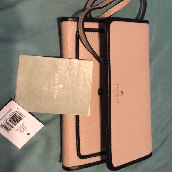 Michael Kors Purse - Picture 1 of 3
